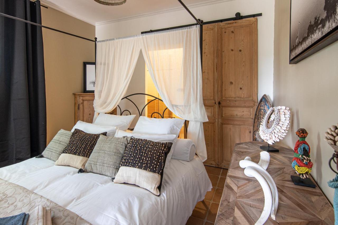 Lou Paradou Lodge Grillon 外观 照片