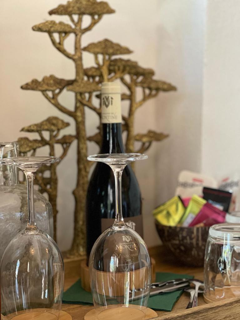 Lou Paradou Lodge Grillon 外观 照片